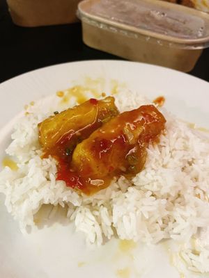 Tofu in sweet sticky sauce with white rice at Tofu Vegan - Golders Green in North West London