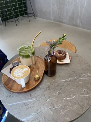All vegan  at Nanø Coffee Lab in Mallorca