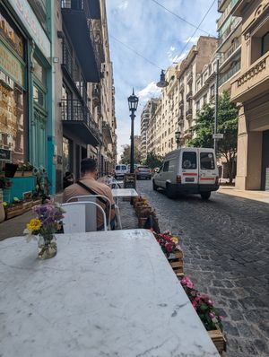 Afuera at Naturaleza Sabia in Buenos Aires