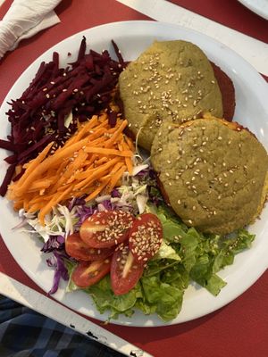 Medallones de Quinoa   at Naturaleza Sabia in Buenos Aires