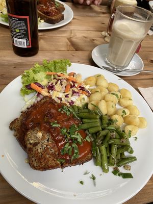 Nussbraten  at Falscher Hase in Dresden