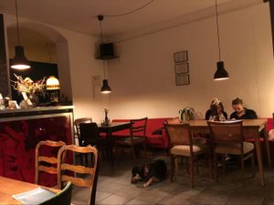 friendly atmosphere at Falscher Hase in Dresden