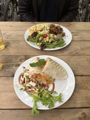 Gnocchi mit Seitan-Geschnetzelten und Wrap  at Falscher Hase in Dresden