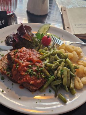 Nutroast with gnocchi at Falscher Hase in Dresden