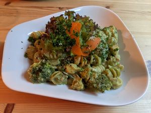 Pasta of the day with broccoli at Falscher Hase in Dresden