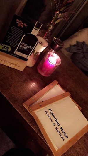 Gemütlicher 2er Tisch at Falscher Hase in Dresden