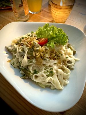 Tagliatelle with asparagus   at Falscher Hase in Dresden
