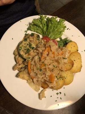 Vegan “geschnetzeltes" at Falscher Hase in Dresden