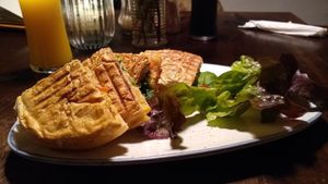 Katerbrot (Vorspeise) at Falscher Hase in Dresden