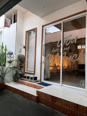   at Star Crystal Organics in Chiang Mai