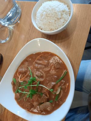 Traditional Satay with vegan duck at Re Nao in Galway