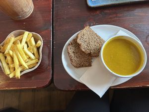 Pumpkin (?) soup with bread and plain chips.  at O'Dwyers The Villa in Waterville