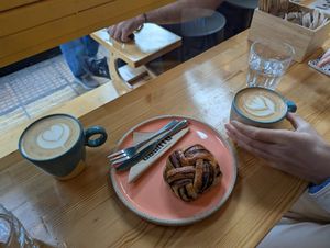 snack and coffee at Ubuntu in Athens
