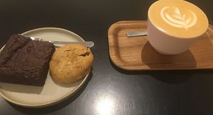  at Acid Bakehouse in Madrid