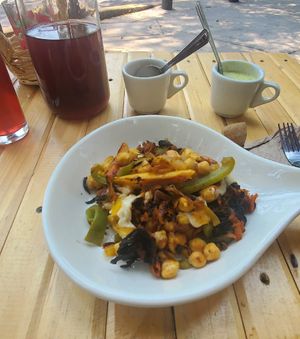 Alambre de garbanzos at Vegandru in Mexico City