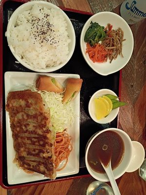 Vegan Yaki Meal at KAMINARI GYOZA in Los Angeles