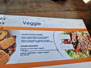 Menù at Famous Beach Bar & Grill in Zadar