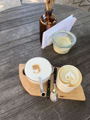 Kaffee mit Hafermilch   at Wiggerl17 in Traunstein