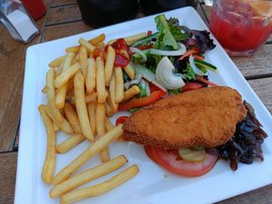 Vegan burger at Ma Nolan's Irish Pub in Nice