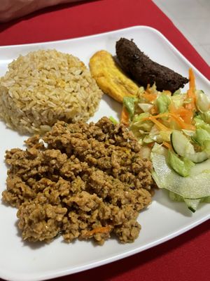 Lunch of the day with soy protein  at Delicias Naturales in Pereira