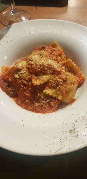 Ravioli (spinach) at Origami in La Spezia