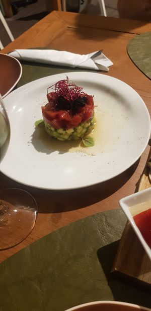 Avocado tartare with smoked watermelon at Origami in La Spezia