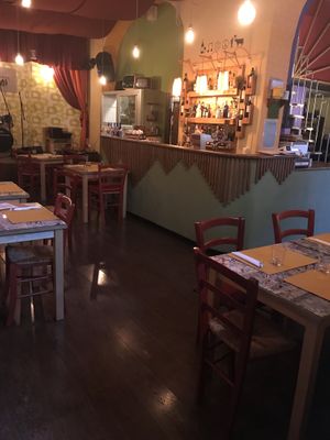 Origami deco at Origami in La Spezia