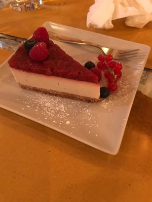 Cheesecake at Origami in La Spezia