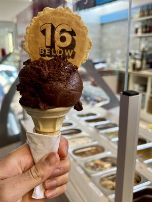 Vegan cone & wafer  at 16 Below in Aberdeen