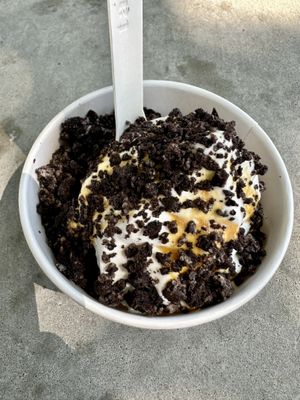 Oatly soft serve with oreo crumbs and caramel sauce  at De IJsvogel in Domburg