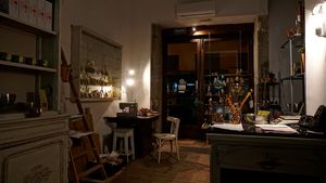 The beautiful ambient of the former saddlers workshop fits so well to our ambition to conserve the good that we have and get aware of all the possibilities we have here and now. at hundsfutter in Madrid