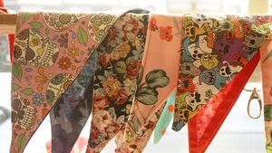 #hundsfutter is a truly #petfriendly #boutique for #doglovers. #Online and in Calle Luisa Fernanda 19, 28008 #Madrid and online http://hundsfutter.eu

#vegan #animal #welfare #do at hundsfutter in Madrid