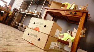  ( son algunas con farmas raras....pero ni te das cuenta cuando abres la caja....simplemente no puedes creer que se tira alimentos tan buenos....que mundo es este?) para...... at hundsfutter in Madrid