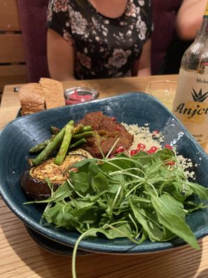 Couscous bowl with falafel  at Le Burger in Klagenfurt