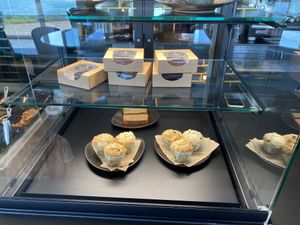 Brownies empfehlenswert, aber sehr süss...  at Yuícery Rheingarten in Konstanz