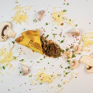 Champiñones:
Mushrooms sautéed with garlic and white wine, ground chili, mozzarella, emmental cheese and parsley. at La Paisanita in Prague