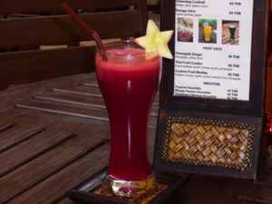 cleansing cocktail at Rasayana Raw Food Cafe in Pattaya