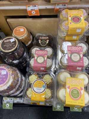 NEW Vegan Lemon Raspberry Cupcakes Spotted 😊 #Veganuary at Sprouts Farmers Market in Modesto