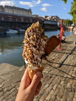 Ice cream with chocolate sauce and hazel nuts, plus a biscoff biscuit in place of a flake at The Happy Cow in Bristol