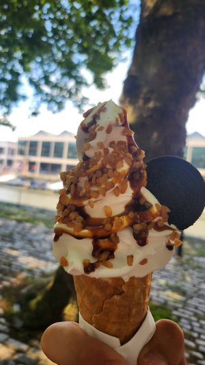 Caramel sauce, salted caramel topping, oreo at The Happy Cow in Bristol