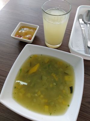 Quinoa soup, drink, tiny dessert at MONIMEZ in Pereira