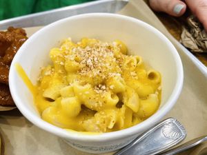 Mac n cheese  at Pure Grit BBQ in New York City