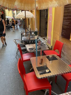   at LE Banthai in Nice