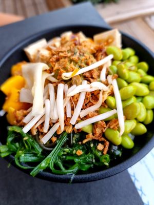 Customused bowl at Island Poké in Colmar