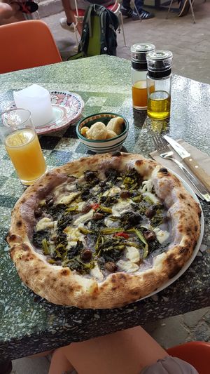 Violetta  at Al Catzone Pizza Napovegana in Berlin