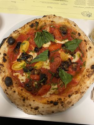 Billie  at Al Catzone Pizza Napovegana in Berlin