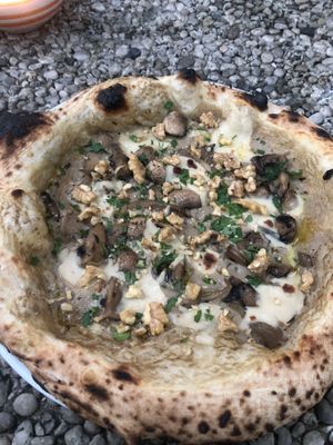 Pizza Gaz   at Al Catzone Pizza Napovegana in Berlin