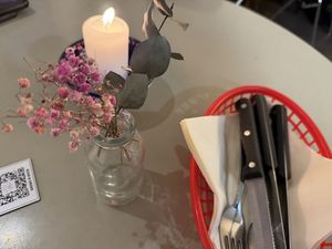 table #Veganuary at Al Catzone Pizza Napovegana in Berlin