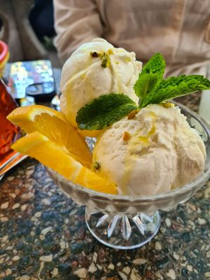  at Al Catzone Pizza Napovegana in Berlin