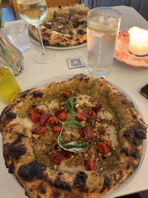 Earthling ed  at Al Catzone Pizza Napovegana in Berlin